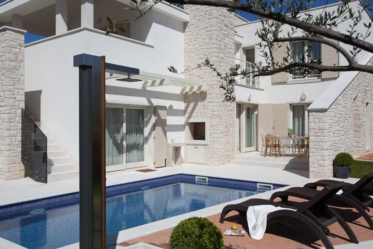 Villa Ginevra By Hmz Villas Tar-Vabriga